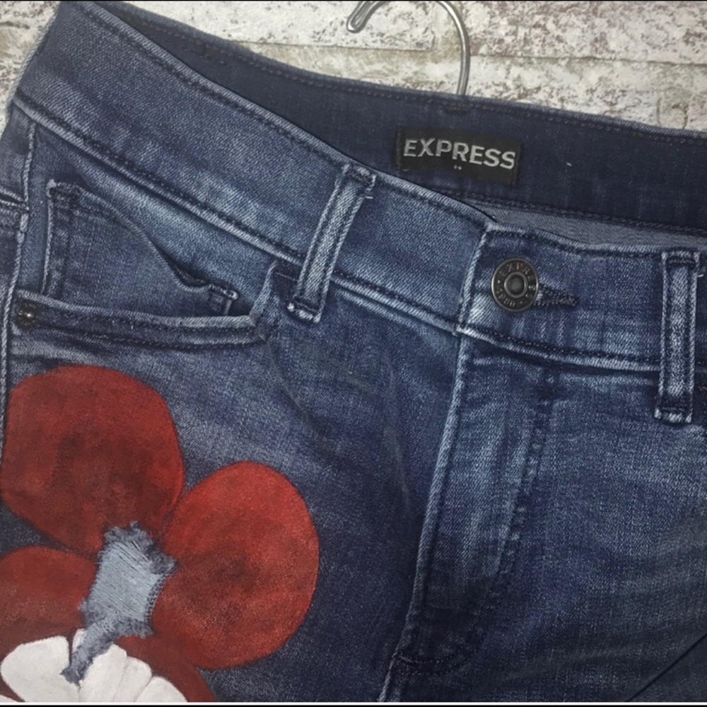 Hand-Painted Flower Express Ripped High Rise Jeans - Picture 2 of 5